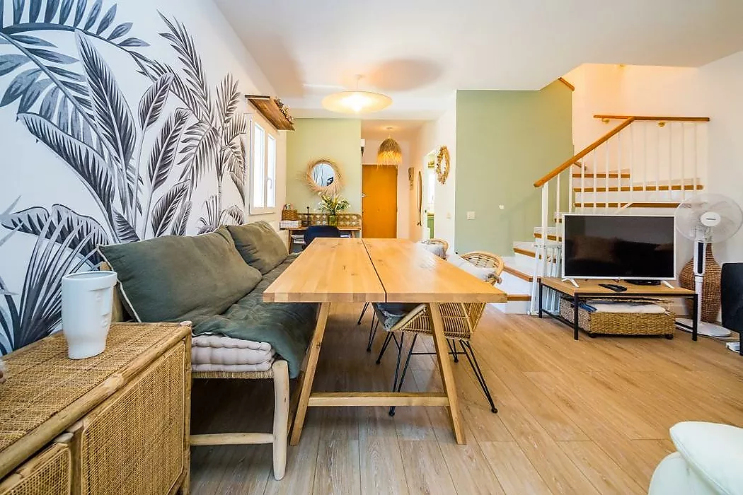 Charming townhouse in the heart of Platja d Aro, just 2 minutes from the beach