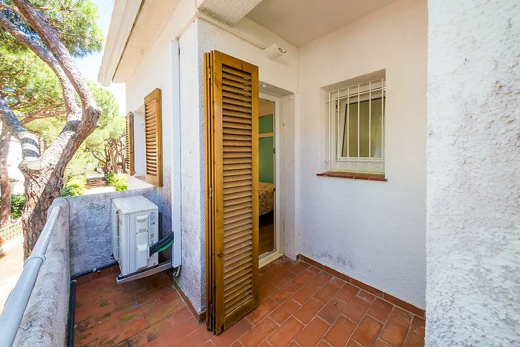Charming townhouse in the heart of Platja d Aro, just 2 minutes from the beach