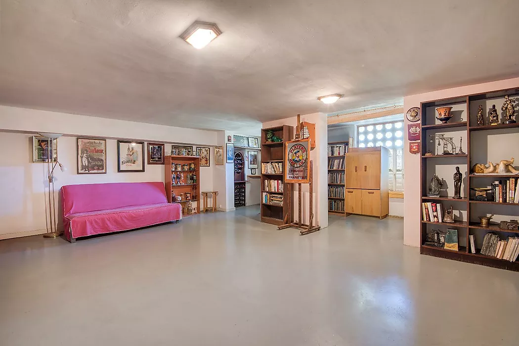 Apialia Costa Brava Exclusive. 131 m  townhouse for sale in a privileged area of S Agaró, featuring 3 double bedrooms, 2 full bathrooms, a private gar