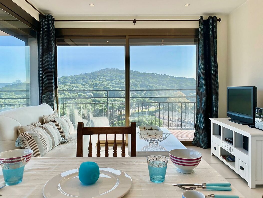 SPECTACULAR APARTMENT FOR SALE IN PLATJA D'ARO