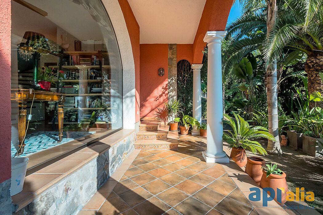 Casa Carib a la Costa Brava, preciós jardí i piscina,
